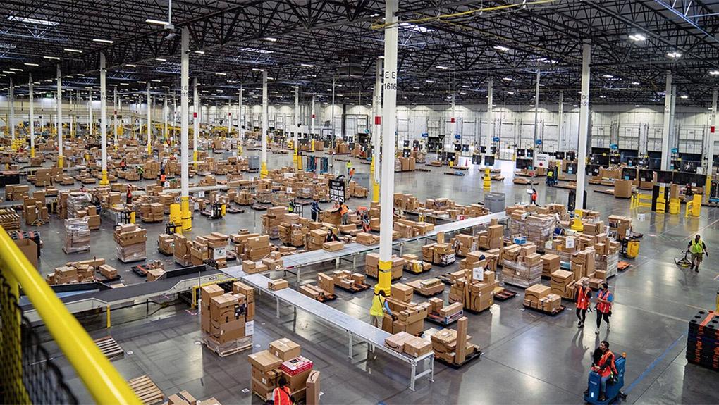 Amazon utilise l’IA pour repérer les produits endommagés