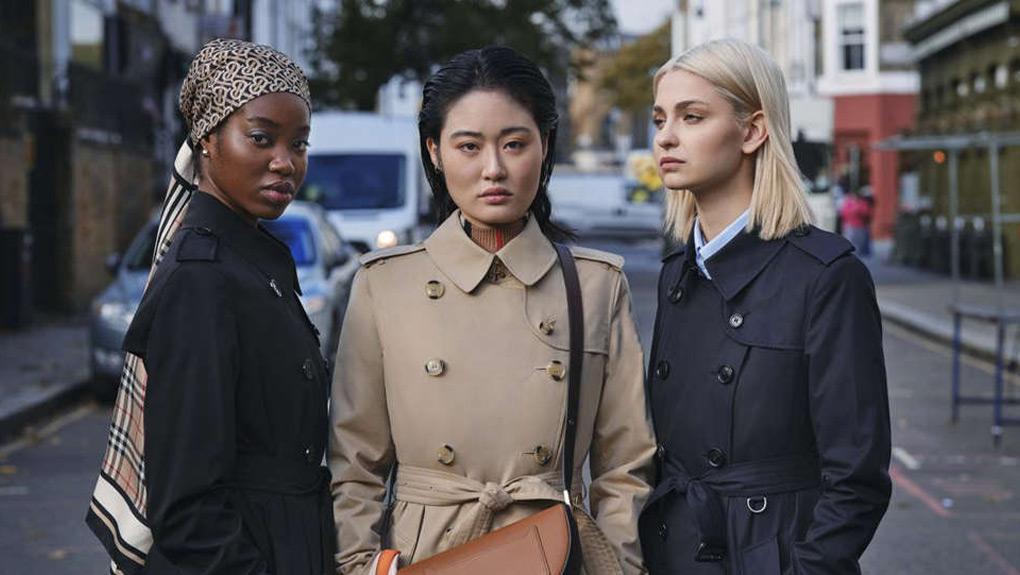 Burberry propose désormais ses vêtements iconiques en location et seconde main