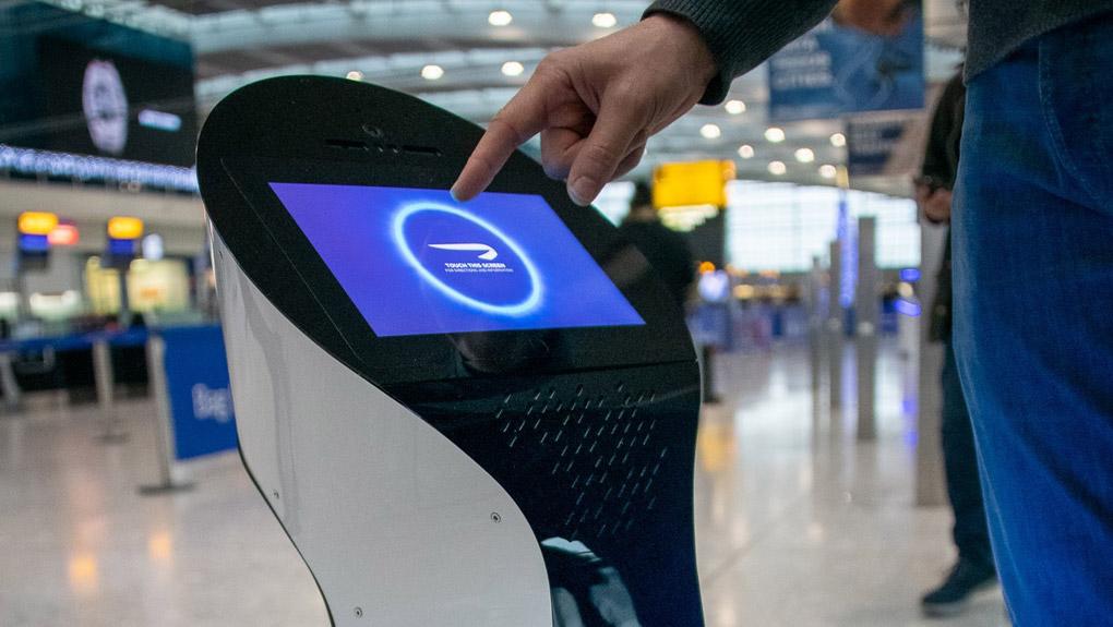 British Airways déploie des robots pour guider ses clients à l’aéroport