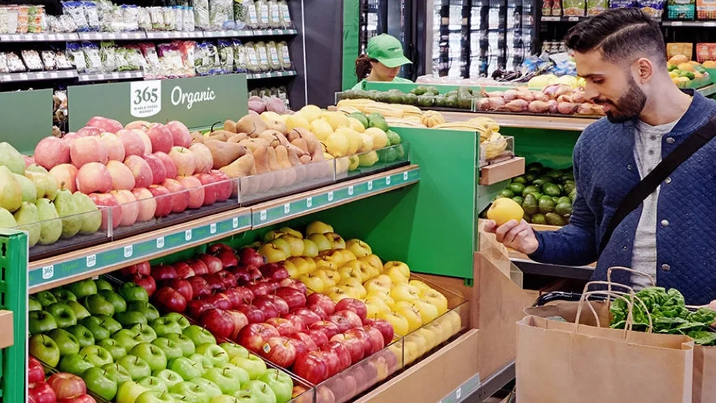 Amazon analyse la performance des produits en filmant les clients dans ses magasins