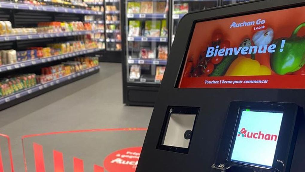 Auchan inaugure un magasin intelligent et sans contact