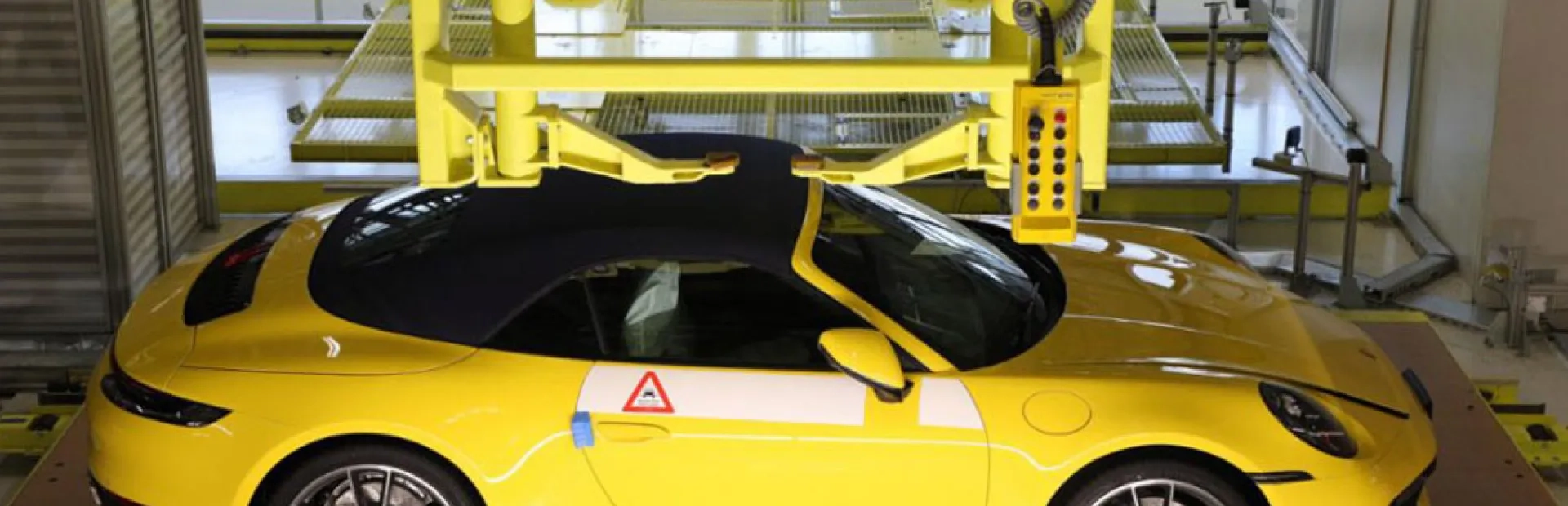 Les acheteurs d’une Porsche peuvent regarder sa fabrication en direct