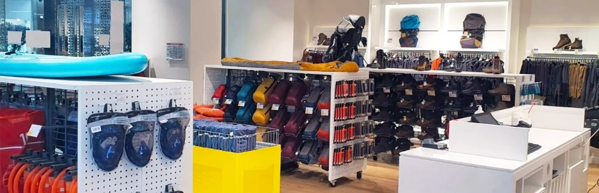 Decathlon inaugure son premier magasin éphémère dédié aux sports d’été