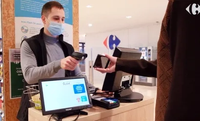 Smartpos, le nouveau système d’encaissement de Carrefour qui élimine les irritants