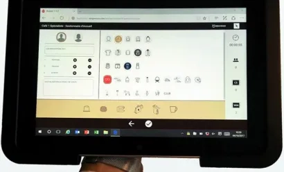 Chez Nespresso, un avatar fait la queue pour les clients