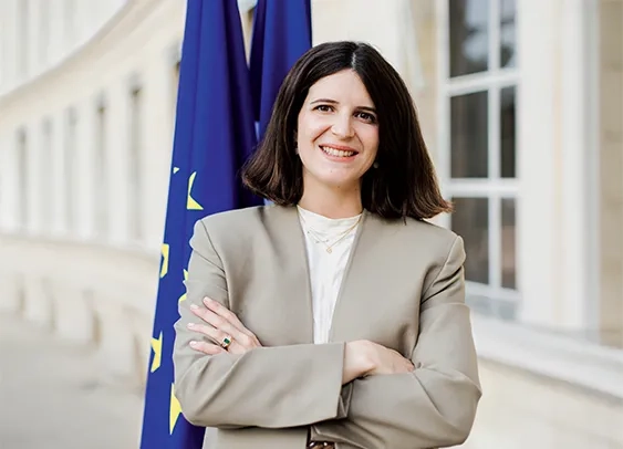 Bio de Clara Chappaz