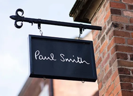 Comment Paul Smith transforme la fidélité en art de la collection
