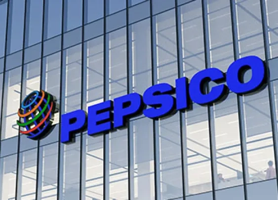 Photo du Siège de PepsiCo avec logo sur bâtiment vitré.