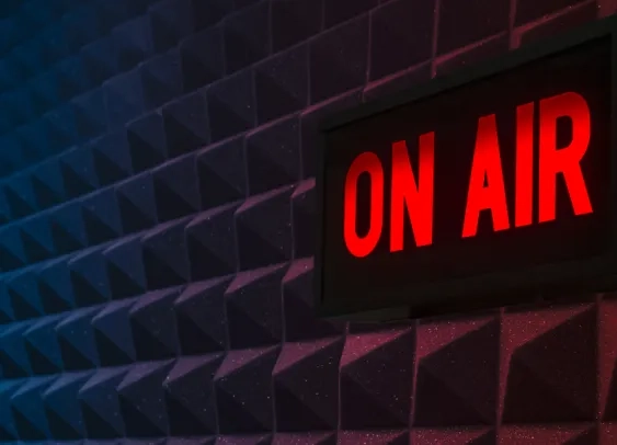 Podcast : les marques face au mur du son