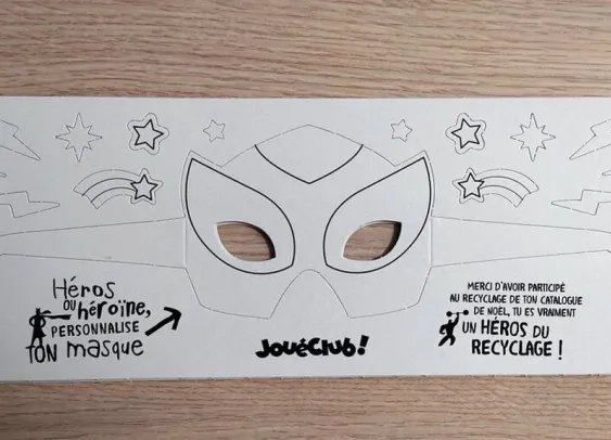 JouéClub recycle ses catalogues en masques de super-héros