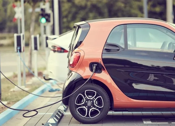 Google Maps va permettre de planifier les recharges des voitures électriques
