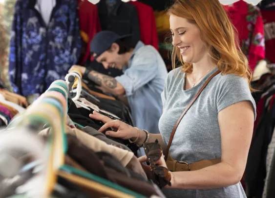 La génération Z en magasin : ce qui l’attire, ce qui la fait fuir