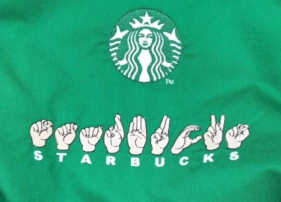 Aux États-Unis, le premier Starbucks où le personnel s’exprime en langue des signes