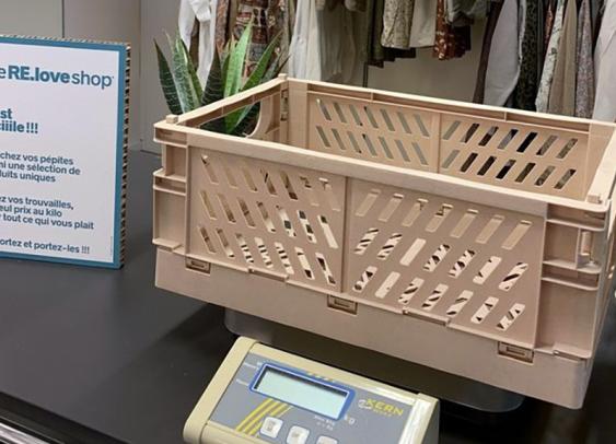 Pimkie expérimente la vente de vêtements d’occasion au kilo