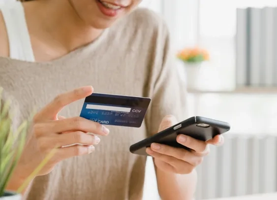 7 Français sur 10 font des achats depuis leur smartphone