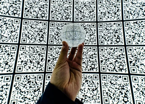 Dites adieu au code-barres, bientôt remplacé par un QR code augmenté