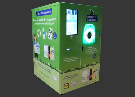 Lidl s’associe à Cristaline pour recycler les bouteilles en plastique