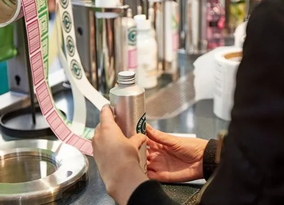 Le vrac gagne toutes les boutiques de The Body Shop
