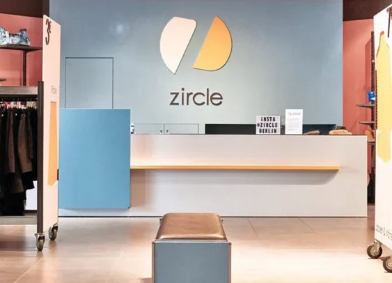 alando teste un magasin de seconde main à Berlin