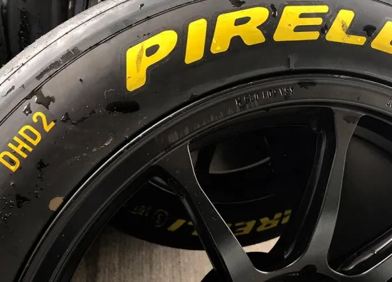 Pirelli met la gomme sur le pneu connecté et ses data