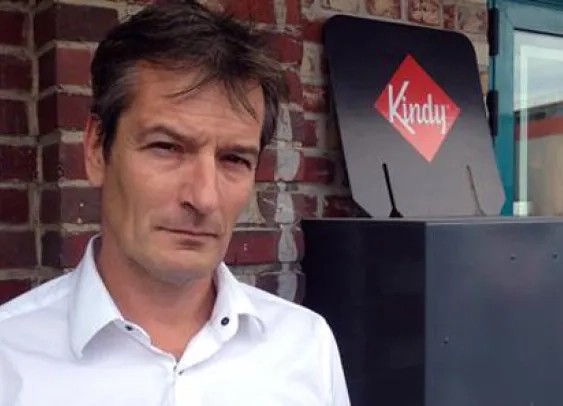 « Les défis de Kindy : rajeunir la clientèle et vendre en direct »